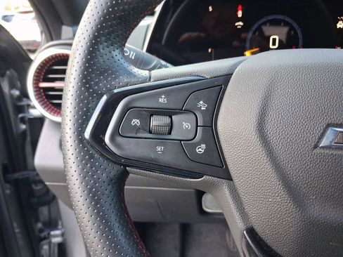 Used 2025 Chevrolet Trax RS w/ Driver Confidence Package FWD image 19