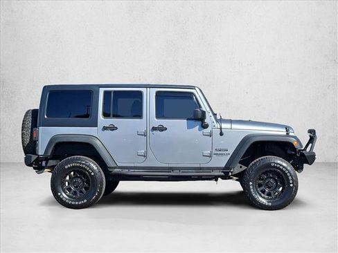 Used 2016 Jeep Wrangler Unlimited Sport w/ Quick Order Package 24S AWD/4WD image 9