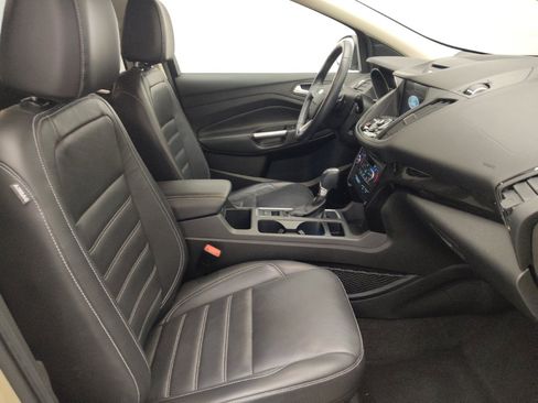 Used 2017 Ford Escape Titanium FWD image 21
