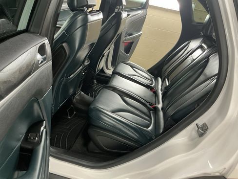 Used 2019 Lincoln MKC Reserve w/ MKC Technology Package image 13