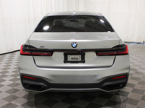 Used 2020 BMW 750i xDrive w/ Executive Package AWD/4WD image 36