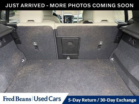 Used 2019 Volvo XC40 T5 Momentum AWD/4WD image 13