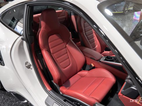 Used 2022 Porsche 911 Turbo S AWD/4WD image 21
