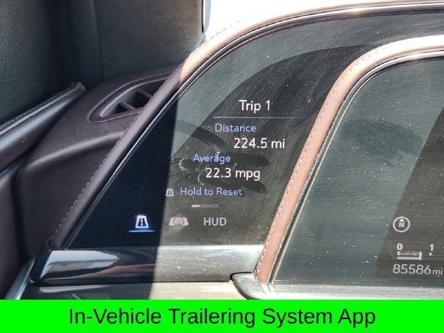 Used 2021 Cadillac Escalade Premium Luxury Platinum w/ Heavy-Duty Trailer Package AWD/4WD image 24
