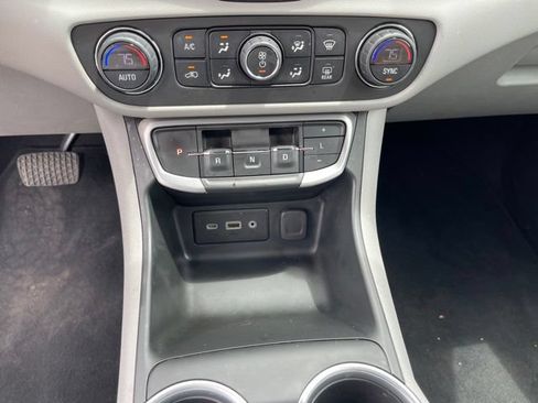 Certified 2022 GMC Terrain SLE w/ Driver Convenience Package AWD/4WD image 24
