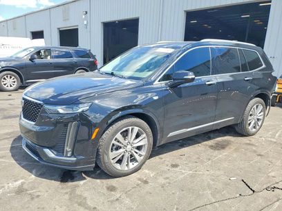 Used 2022 Cadillac XT6 Premium Luxury