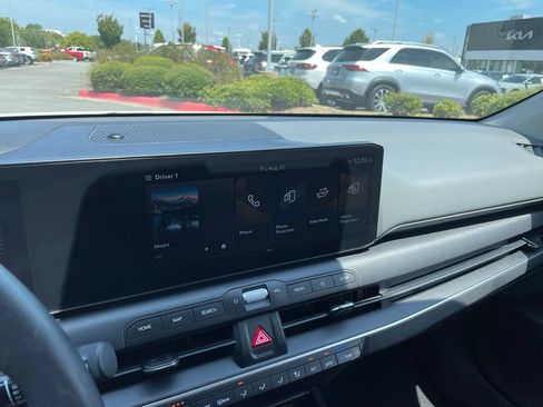 Certified 2025 Kia K4 FWD image 15