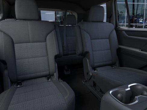 New 2025 GMC Acadia Elevation image 17