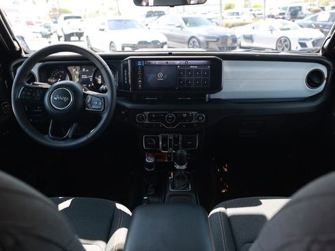 Used 2025 Jeep Wrangler Unlimited Sport S 4xe AWD/4WD image 25