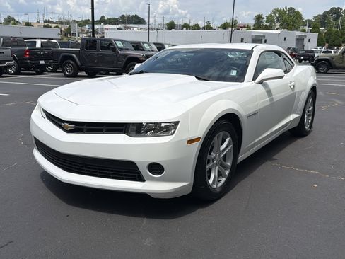 Used 2015 Chevrolet Camaro LS RWD image 3