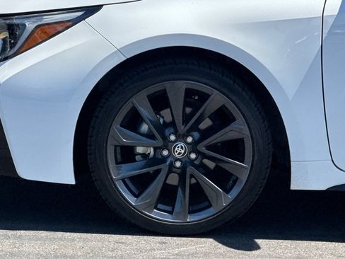 Certified 2024 Toyota Corolla SE FWD image 33