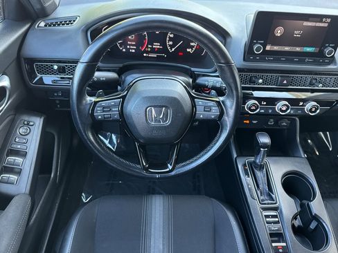 Used 2023 Honda Civic Sport image 28