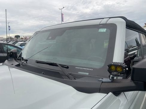 Certified 2022 Ford Bronco Black Diamond image 5