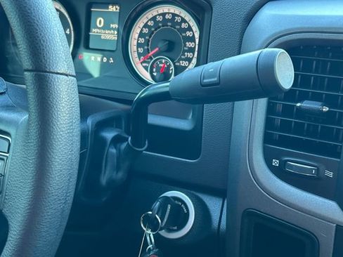 Used 2018 RAM 2500 Tradesman w/ Chrome Appearance Group image 25