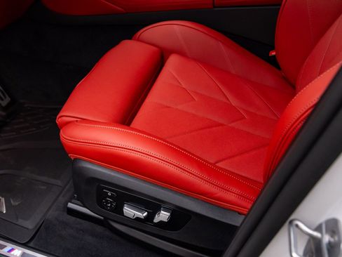 New 2026 BMW XM Label Red image 15