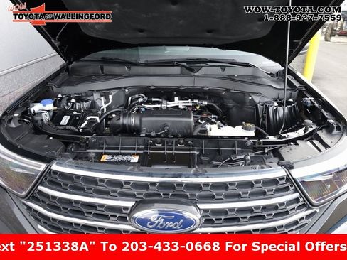 Used 2024 Ford Explorer XLT image 10