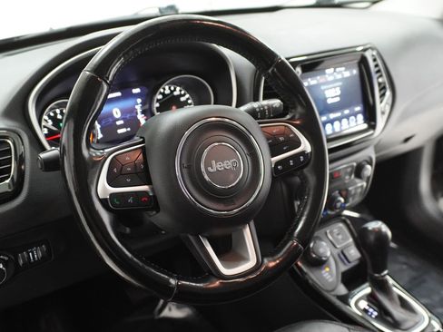 Used 2021 Jeep Compass Limited AWD/4WD image 7