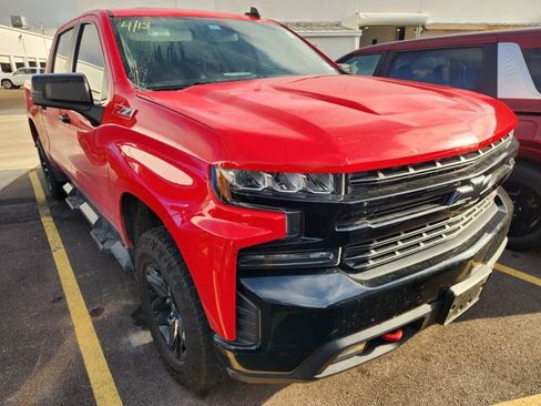 Used 2021 Chevrolet Silverado 1500 LT Trail Boss w/ Convenience Package II image 1