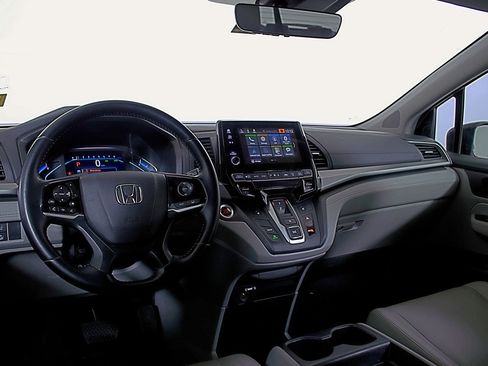 Used 2019 Honda Odyssey EX-L image 13