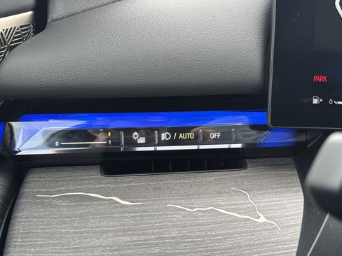 New 2026 BMW 530i xDrive AWD/4WD image 18