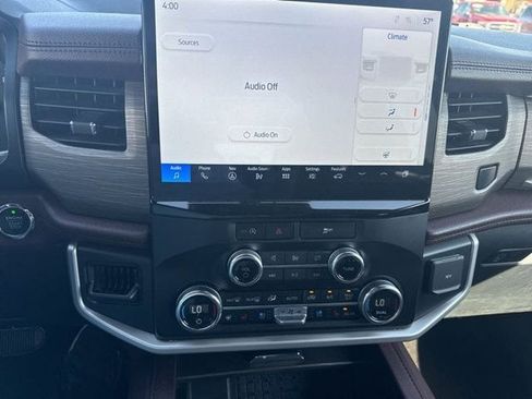 Used 2023 Ford Expedition Max Limited AWD/4WD image 11