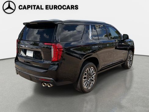 Used 2023 GMC Yukon Denali Ultimate AWD/4WD image 6