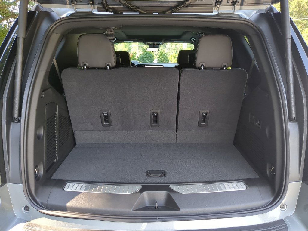 New 2026 Chevrolet Tahoe High Country AWD/4WD image 37