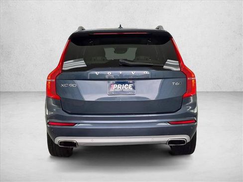 Used 2018 Volvo XC90 T6 Momentum w/ Convenience Package AWD/4WD image 7