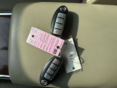 Used 2010 Nissan Murano LE AWD/4WD image 39