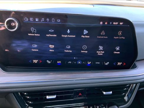 Used 2025 Chevrolet Tahoe LT image 32