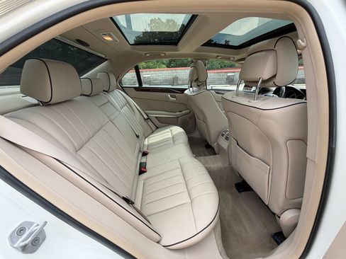 Used 2015 Mercedes-Benz E 350 4MATIC Sedan image 25