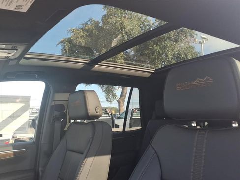 New 2026 Chevrolet Tahoe High Country w/ Sun And Tow Package AWD/4WD image 16