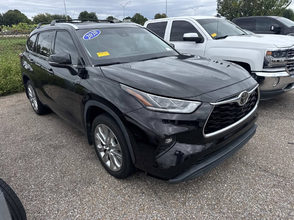 Used 2020 Toyota Highlander Limited FWD image 2