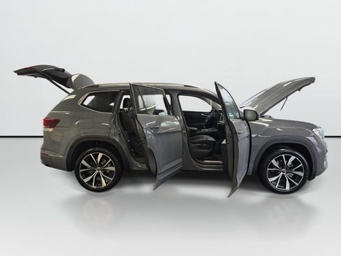 New 2026 Volkswagen Atlas SEL Premium R-Line AWD/4WD image 9