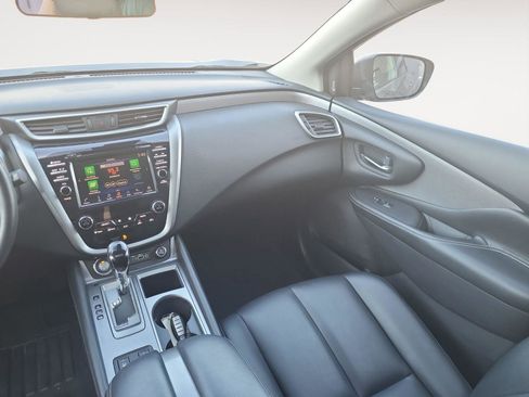 Used 2022 Nissan Murano SV image 12
