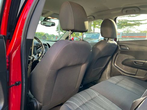 Used 2015 Chevrolet Sonic LT image 13