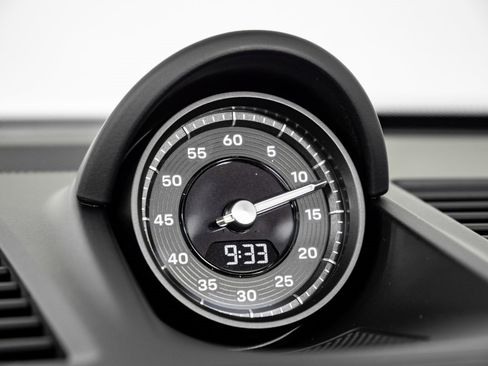 New 2026 Porsche 911 Carrera 4S image 17