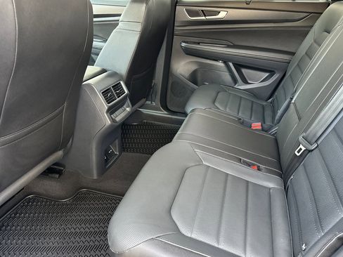 New 2025 Volkswagen Atlas Cross Sport SEL R-Line image 10