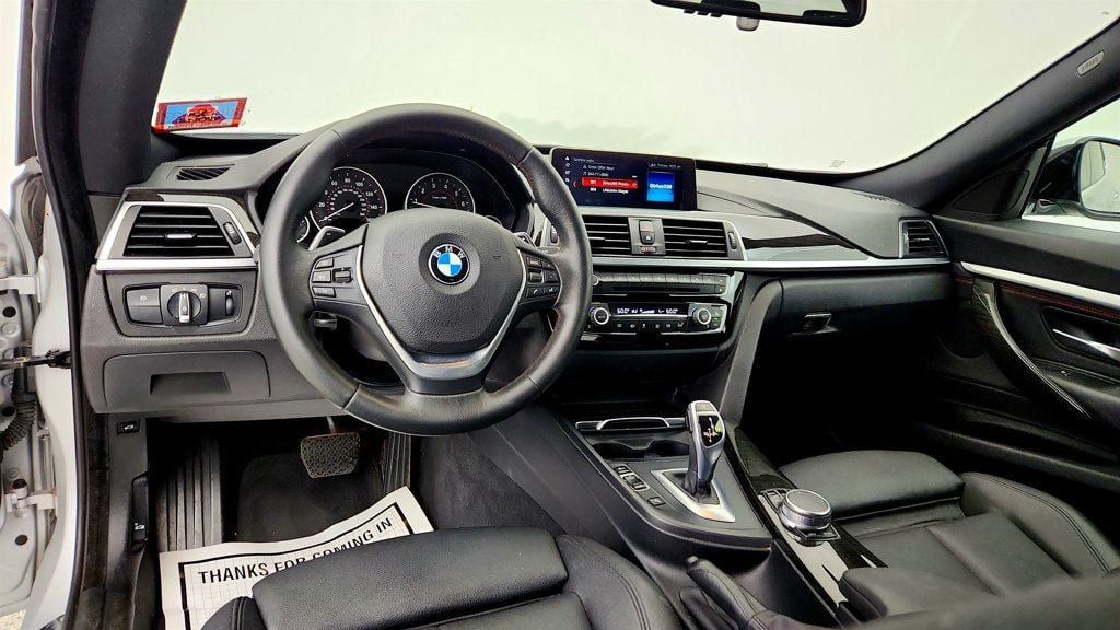Used 2018 BMW 330i Gran Turismo xDrive AWD/4WD image 12
