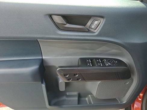 Certified 2024 Ford Maverick XLT w/ XLT Luxury Package FWD image 12
