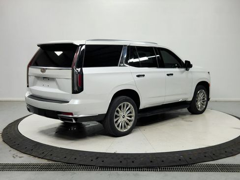 Used 2023 Cadillac Escalade Premium Luxury AWD/4WD image 8