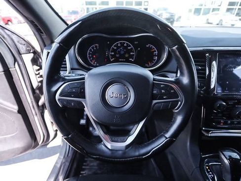 Used 2019 Jeep Grand Cherokee Altitude AWD/4WD image 33