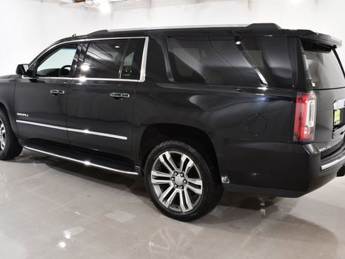 Used 2017 GMC Yukon XL Denali w/ Open Road Package AWD/4WD image 15