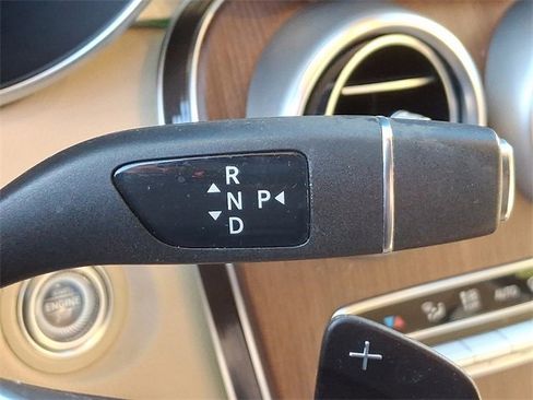 Used 2022 Mercedes-Benz GLC 300 4MATIC image 14