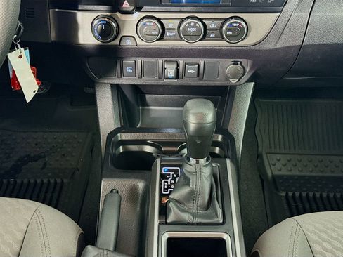Used 2021 Toyota Tacoma SR5 w/ Blackout Package (TMS) image 36