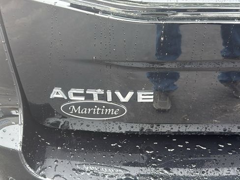 Used 2025 Ford Expedition Active image 29