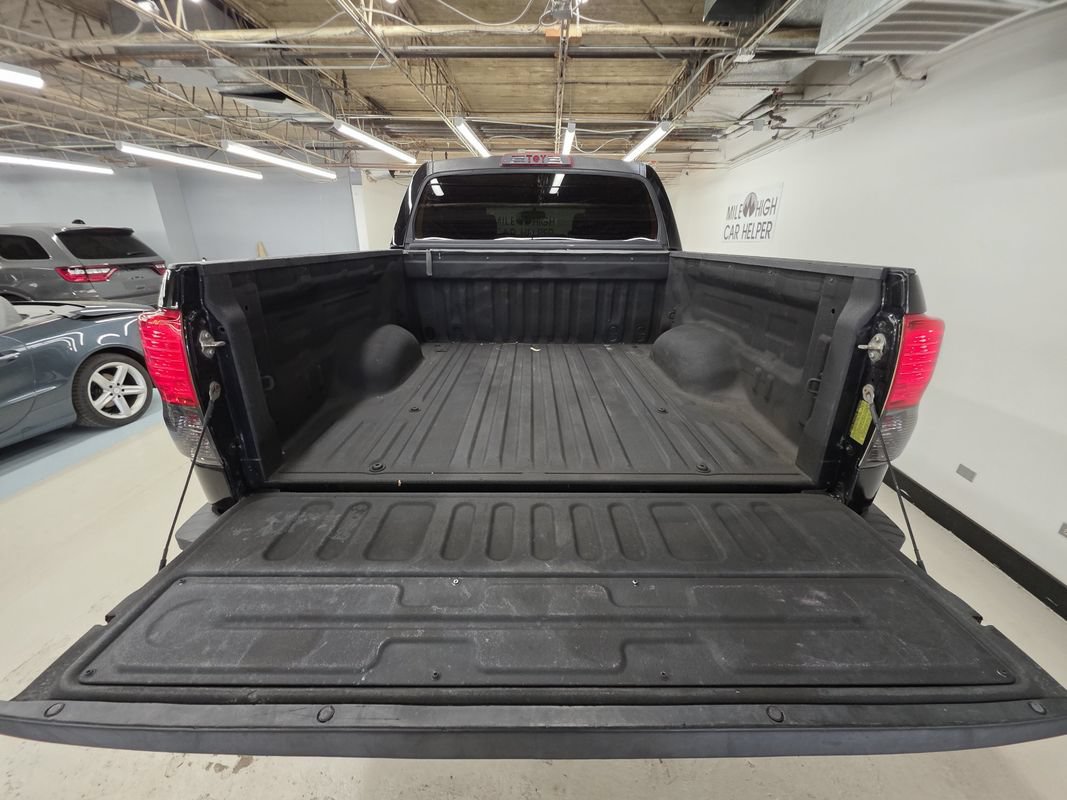 Used 2012 Toyota Tundra 4x4 CrewMax w/ SR5 Pkg image 24