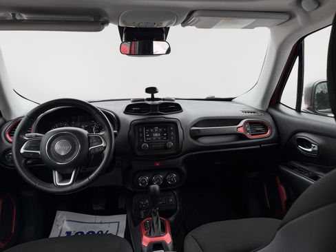 Used 2016 Jeep Renegade Trailhawk image 20