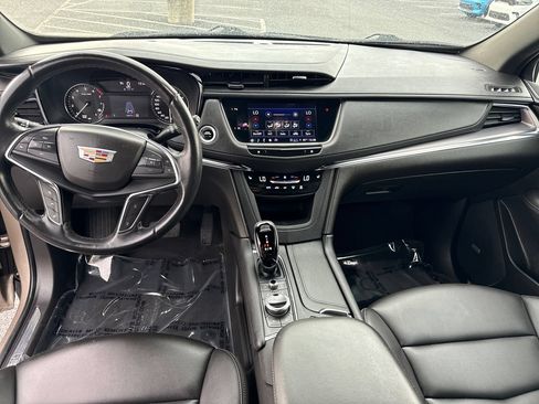 Used 2022 Cadillac XT5 Luxury AWD/4WD image 14