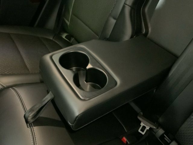 Used 2025 Ford Escape SE FWD image 33